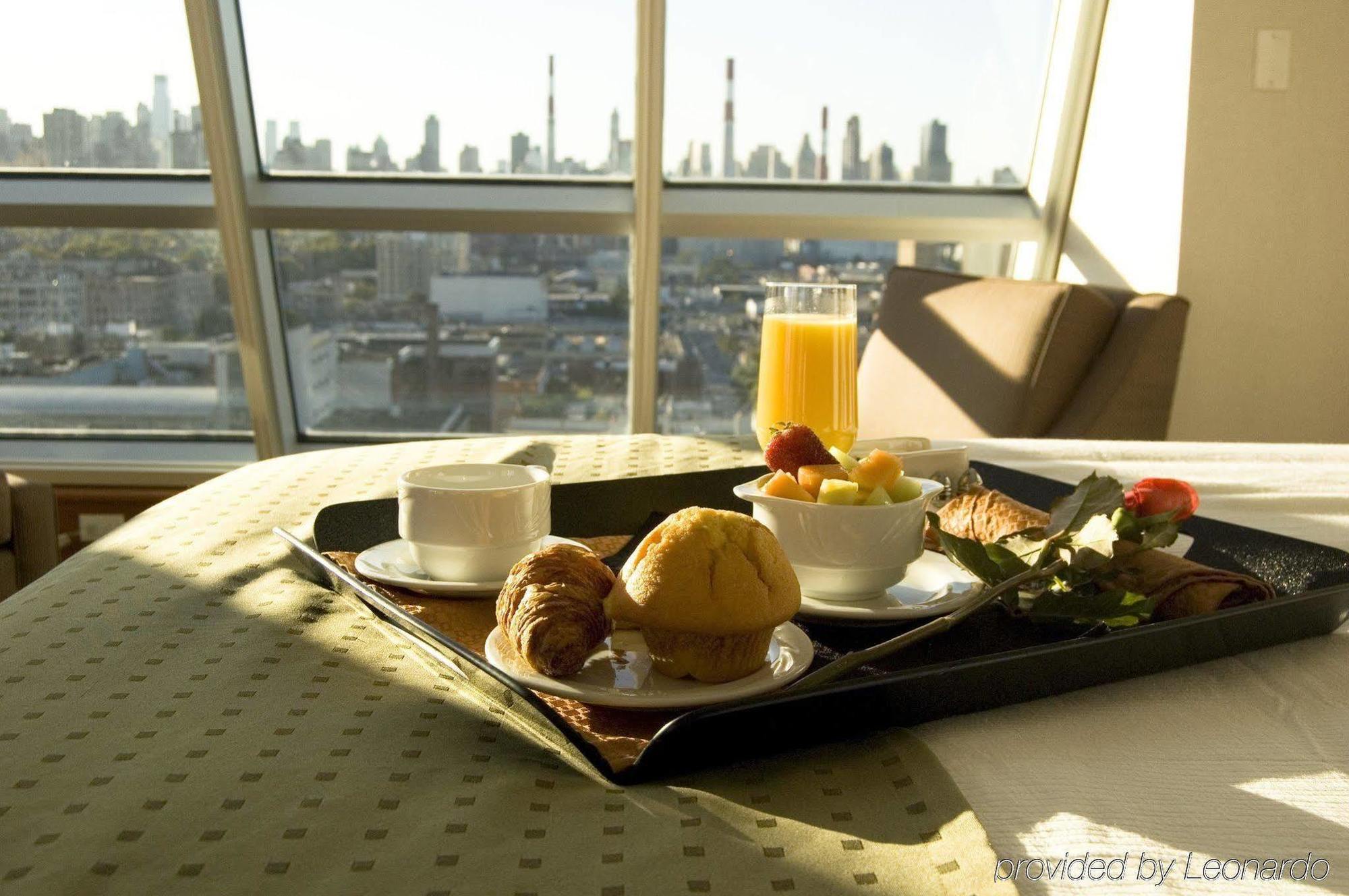 Lic Manhattan View Hotel นิวยอร์ก ภายนอก รูปภาพ